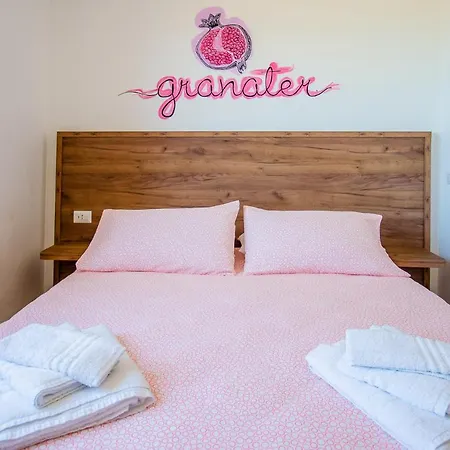 Hotel Girastrittue