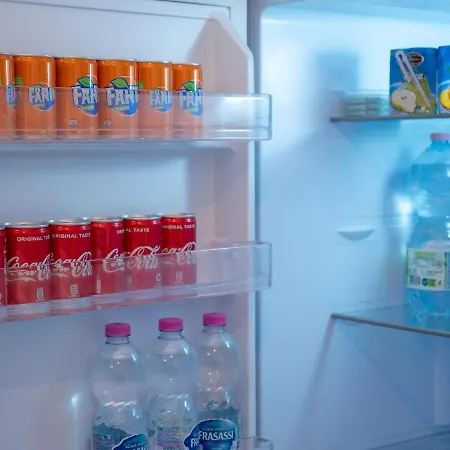 Girastrittue 酒店 *