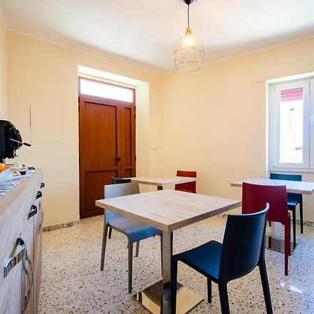 Hotel Girastrittue *