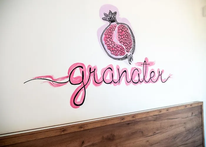 Girastrittue Hotel *