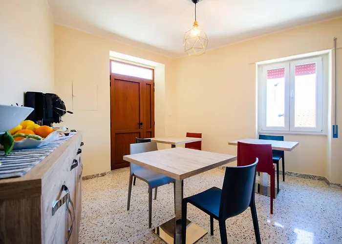 Hotel Girastrittue *